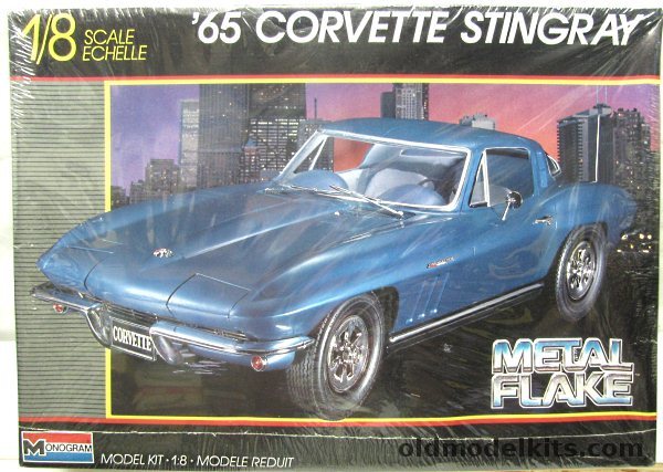 Monogram 1/8 1965 Corvette Stingray Metal Flake, 2613 plastic model kit
